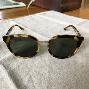 Tory Burch Tortoise Polarized Subglasses